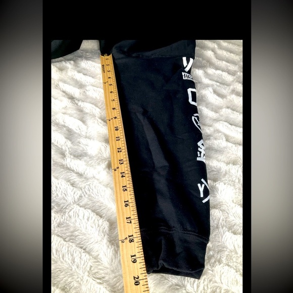 Womens Young & Reckless X Small Black Hoodie Graphic Kangaroo Pocket Sweatshirt - Picture 11 of 11